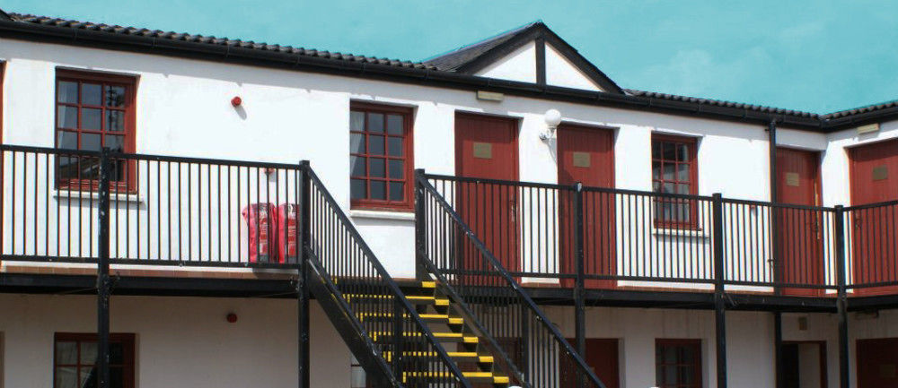 Longforgan Coaching Inn Dundee Extérieur photo