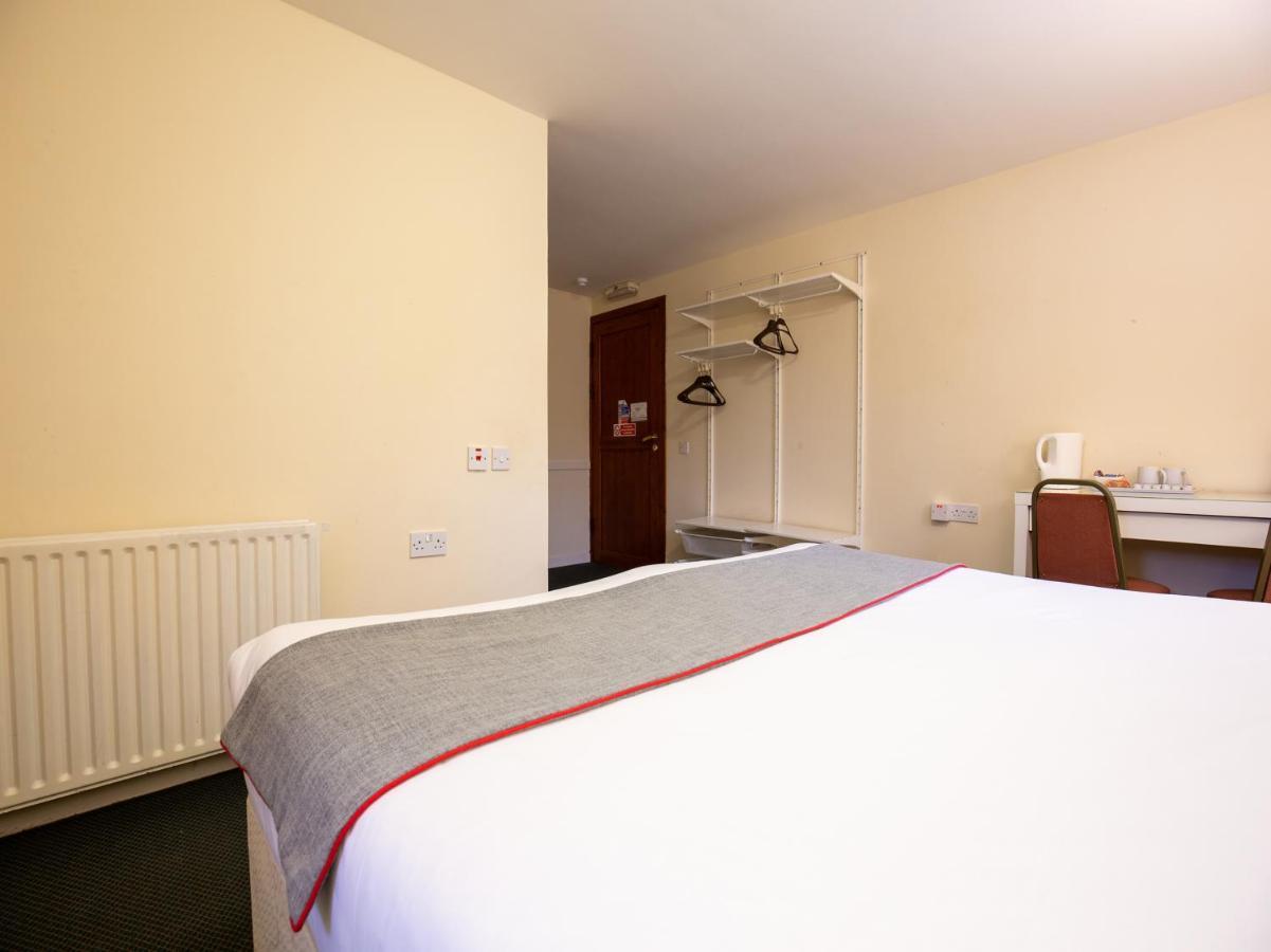 Longforgan Coaching Inn Dundee Extérieur photo