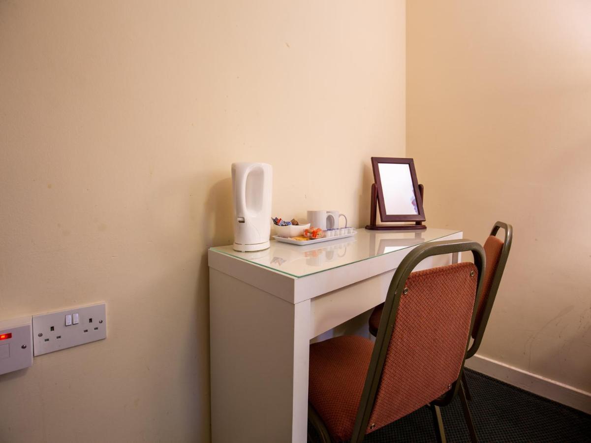 Longforgan Coaching Inn Dundee Extérieur photo
