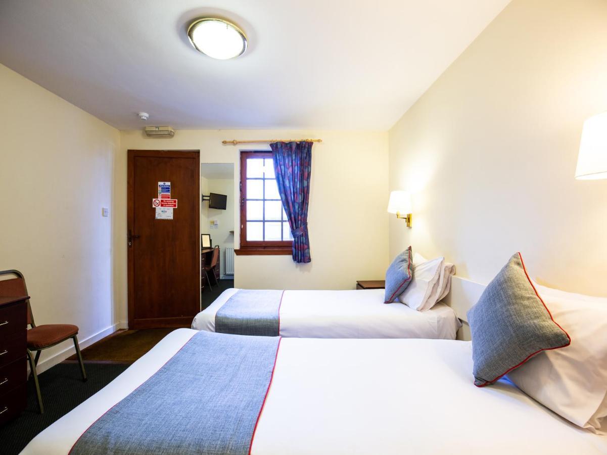 Longforgan Coaching Inn Dundee Extérieur photo