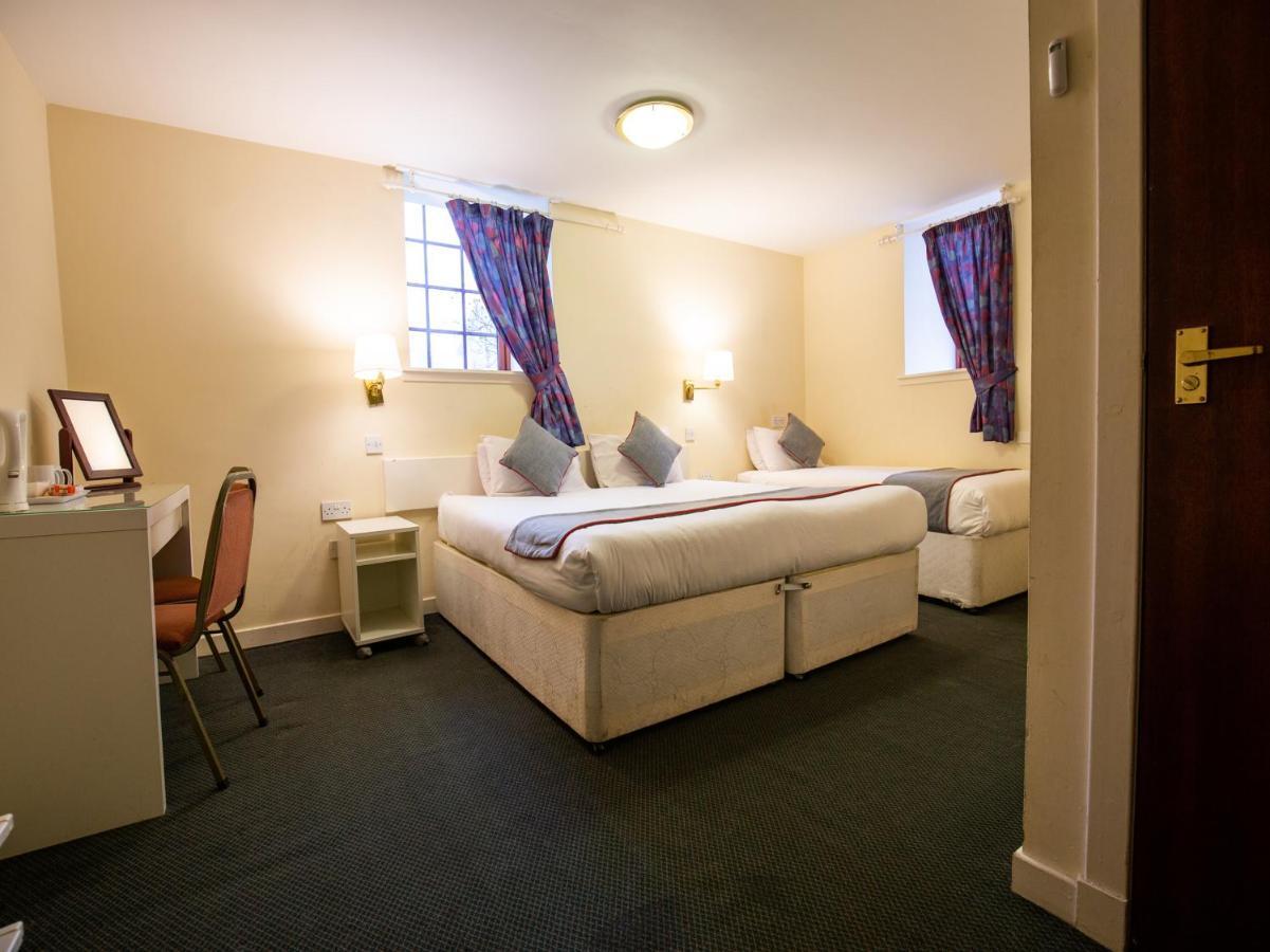 Longforgan Coaching Inn Dundee Extérieur photo