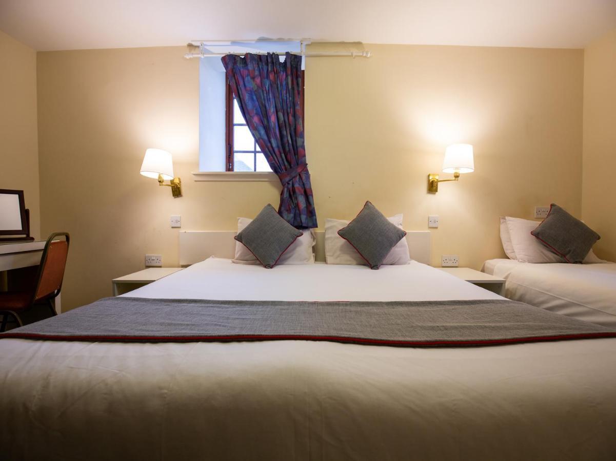 Longforgan Coaching Inn Dundee Extérieur photo
