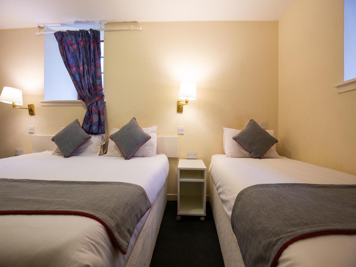 Longforgan Coaching Inn Dundee Extérieur photo