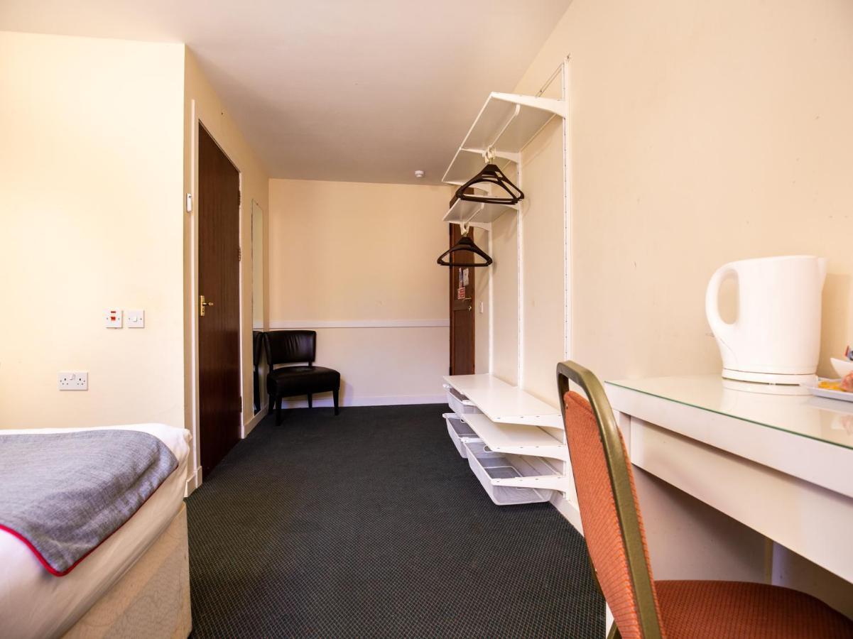 Longforgan Coaching Inn Dundee Extérieur photo