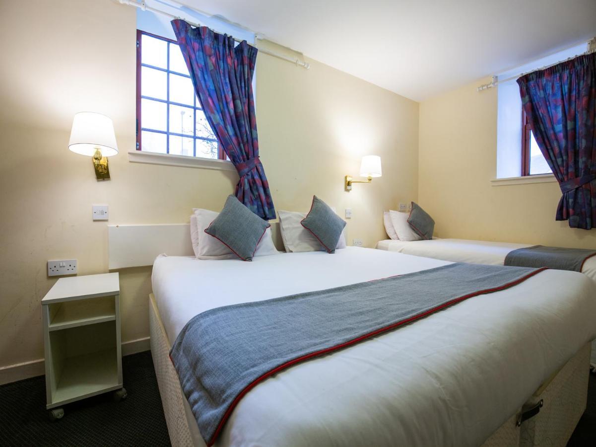 Longforgan Coaching Inn Dundee Extérieur photo