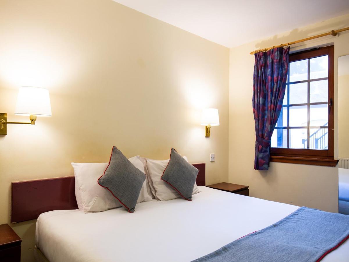 Longforgan Coaching Inn Dundee Extérieur photo